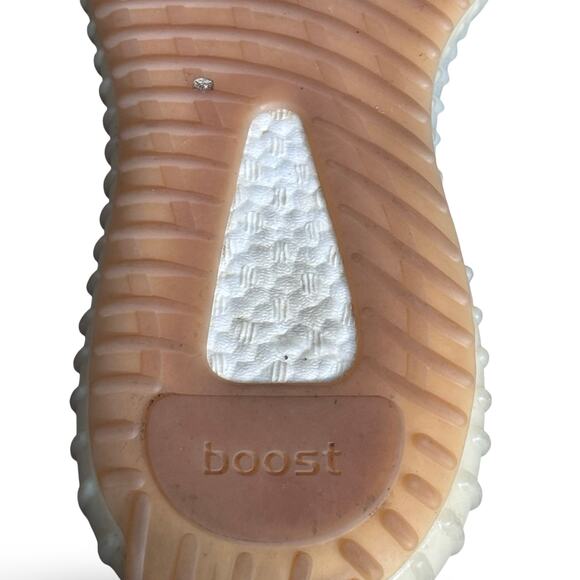 Adidas Yeezy Boost 350 V2 Sesame Men’s Size 10.5 Cream Tan Knit Sneakers